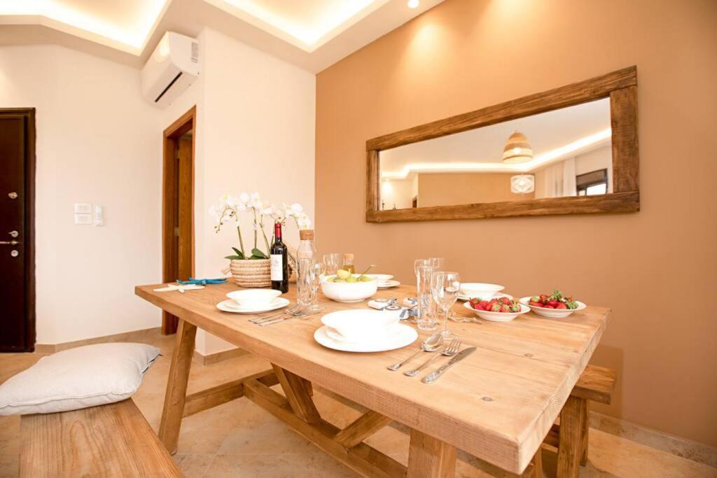 Denis 2BR Apartment in Batroun photo 3