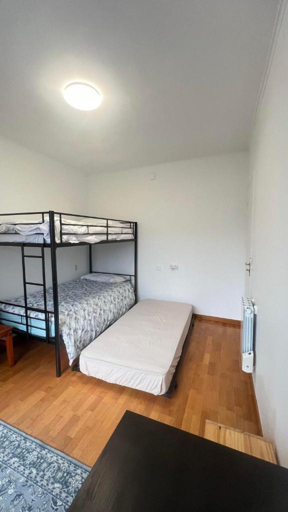 Independent suite in the villa -four bedrooms photo 1