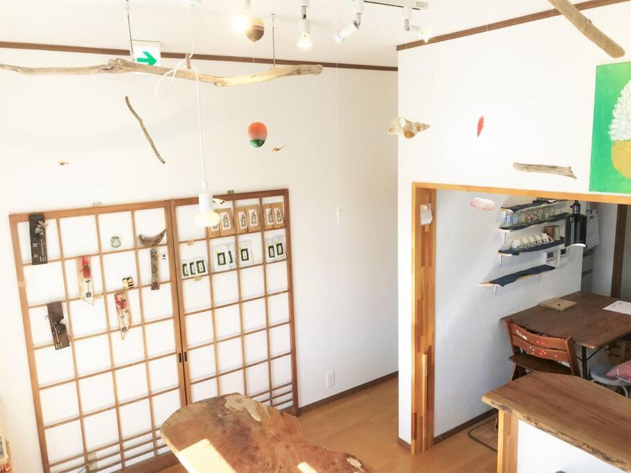 Tsushima White House photo 4