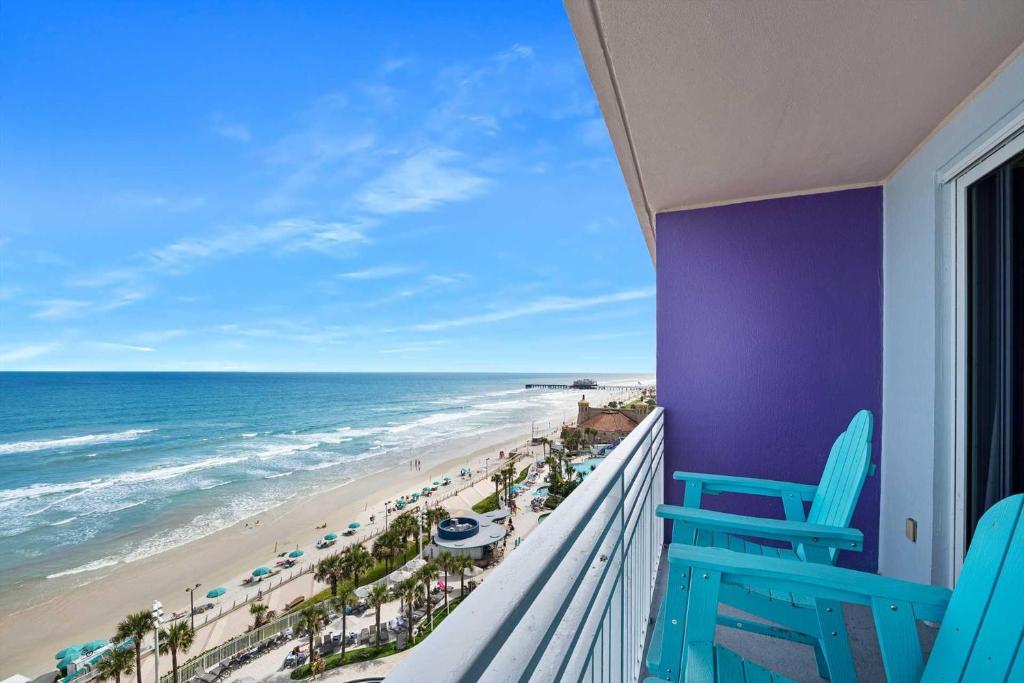 Luxury 10th Floor 2 BR Condo Direct Oceanfront Wyndham Ocean Walk Resort Daytona Beach | 1027 photo 3