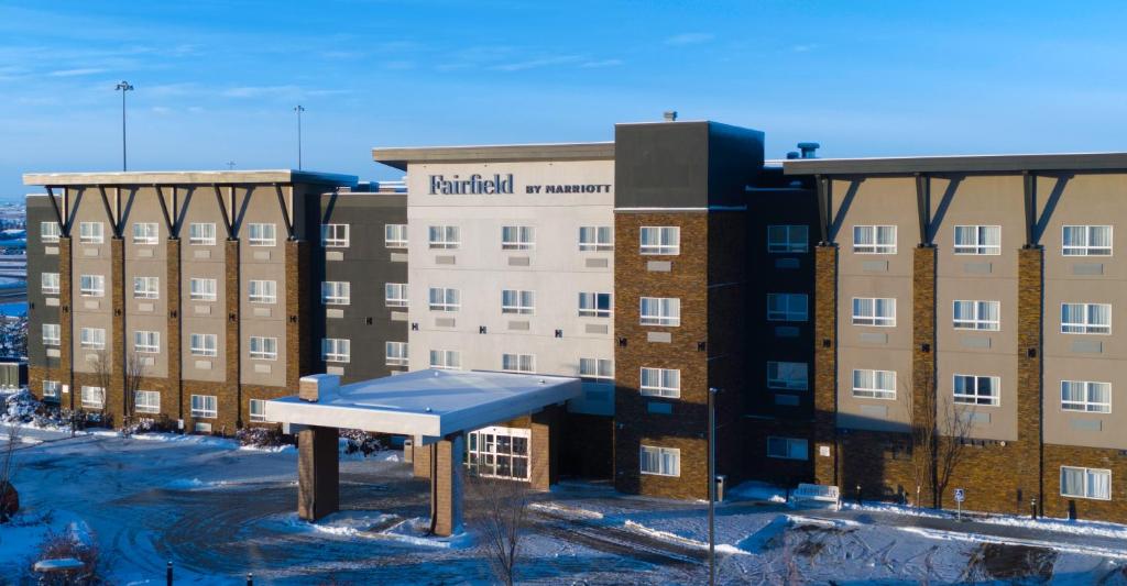 Fairfield Inn & Suites by Marriott Airdrie photo 1