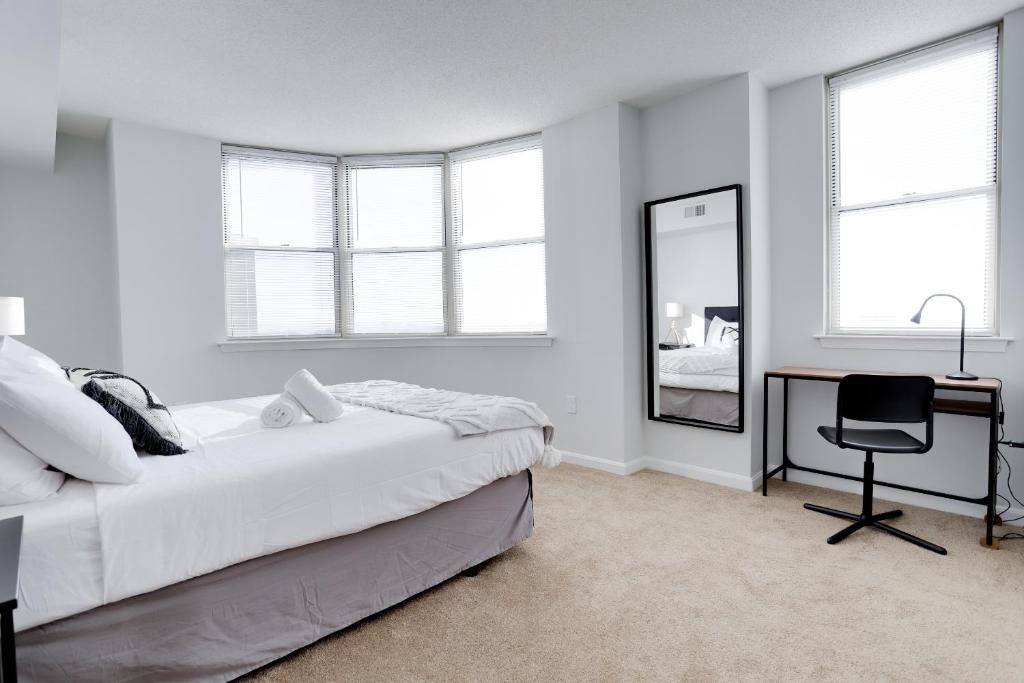 Quiet Condo in the Heart of Ballston photo 1
