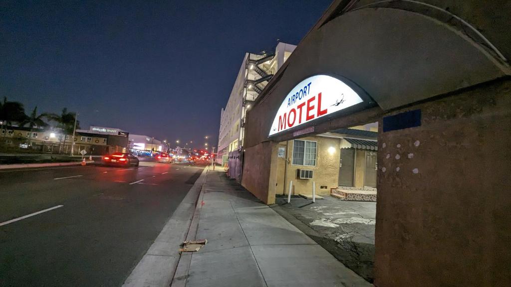Airport Motel - Inglewood image