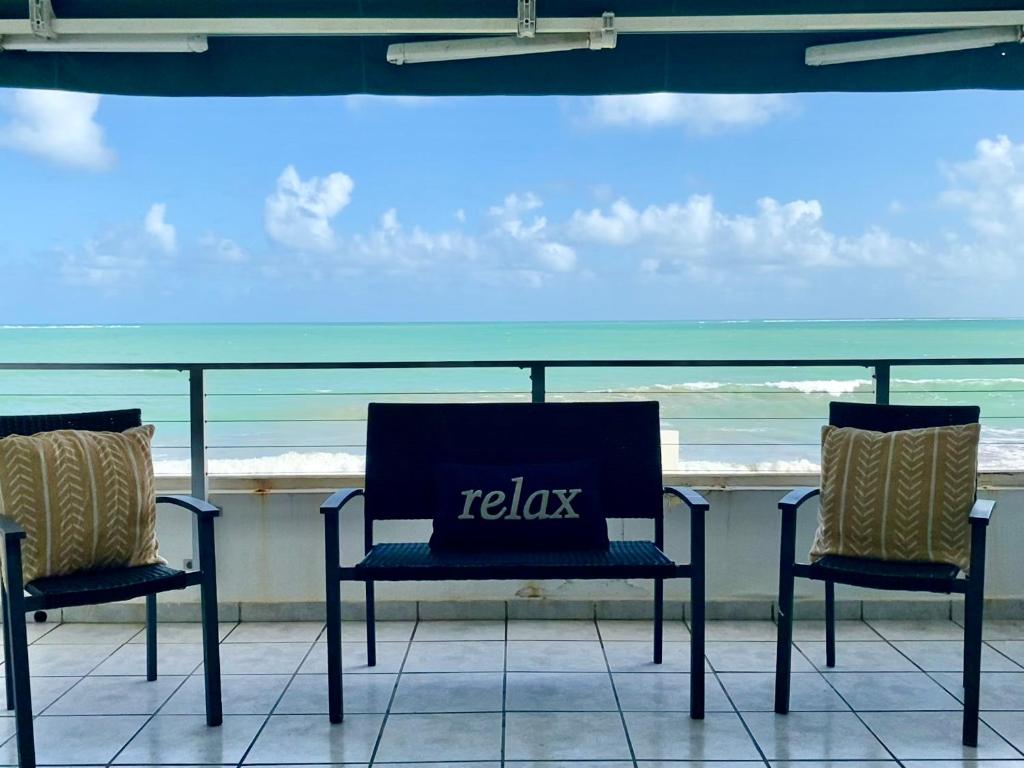 El Mar Vida Ocean Front 2 Bedroom Condo photo 1