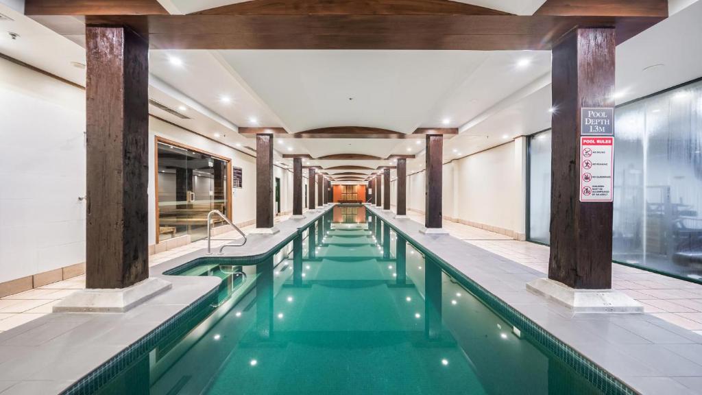 Oaks Sydney Goldsbrough Suites photo 1
