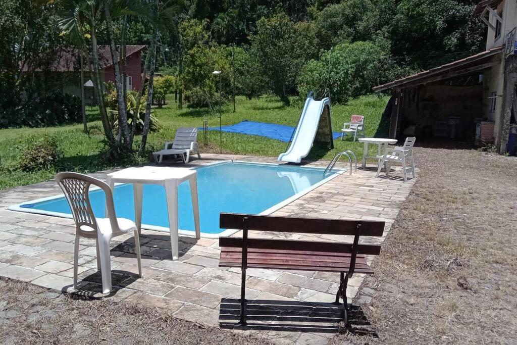 Sítio completo no paraíso