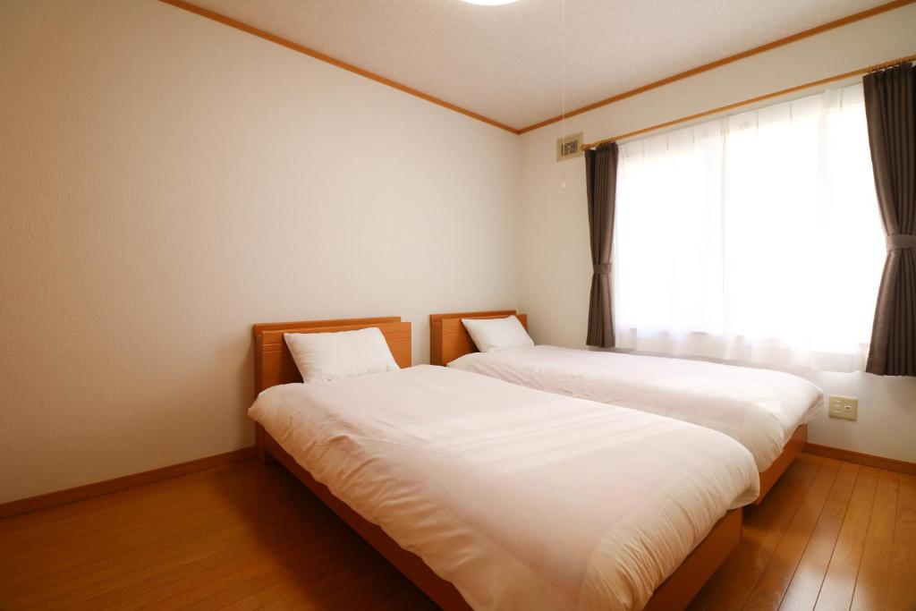 Relax House Misato photo 2