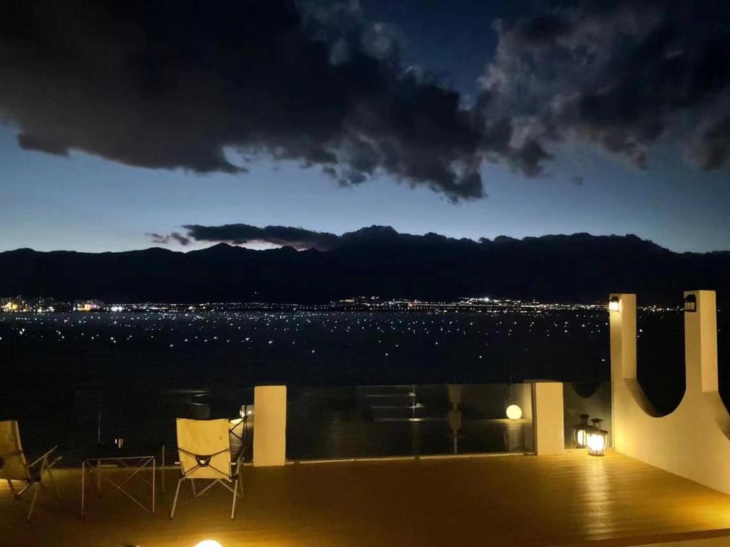 Dali Luyu Cliff Seaview Inn photo 4