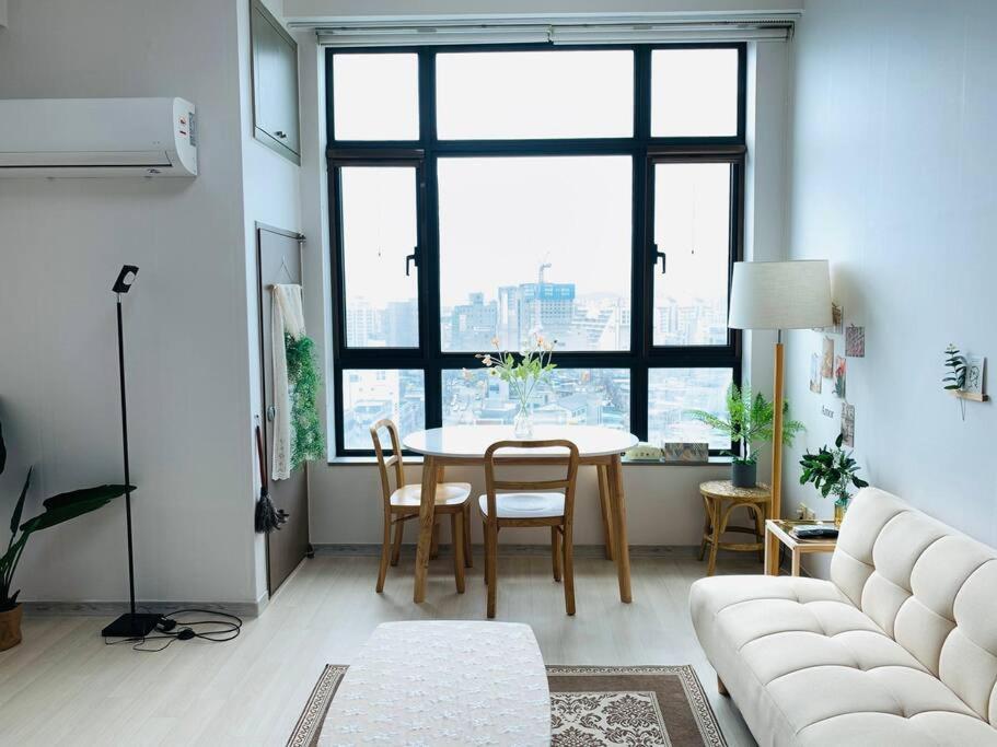 Cozy house with netflix near guri station 5min photo 2