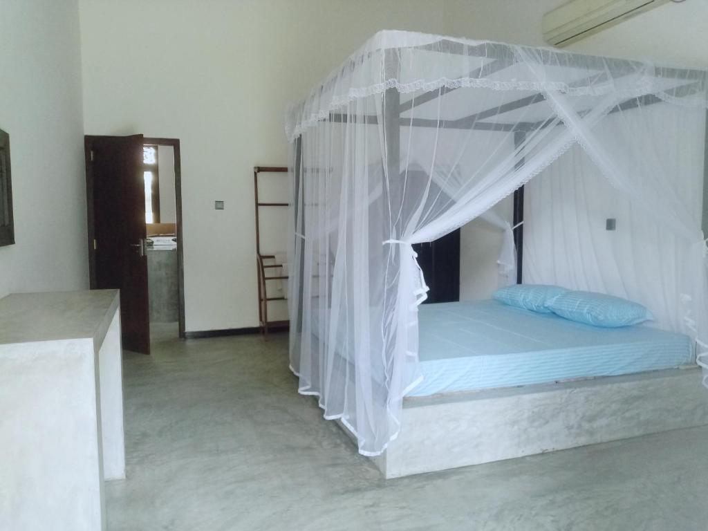 Villa Conch by Om - Private House - Hikkaduwa photo 4