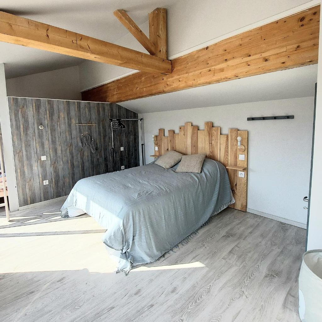 A seulement 150m plage et commerces maison 90m2 4 pièces avec parking privé et 2 terrasses sud photo 3