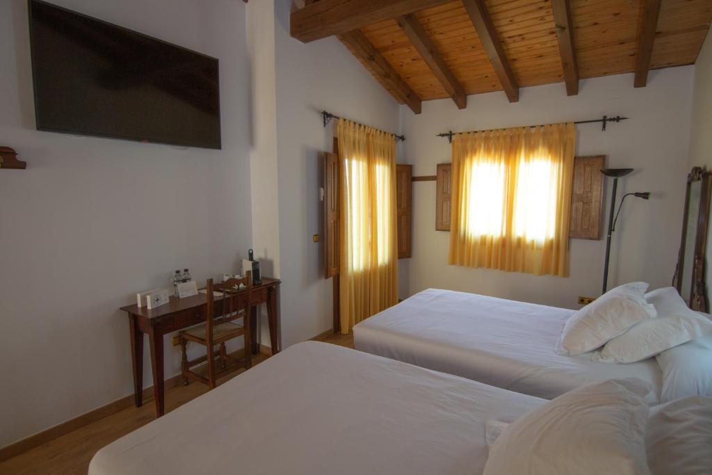 Hotel Rural Abadía de Yuste photo 4