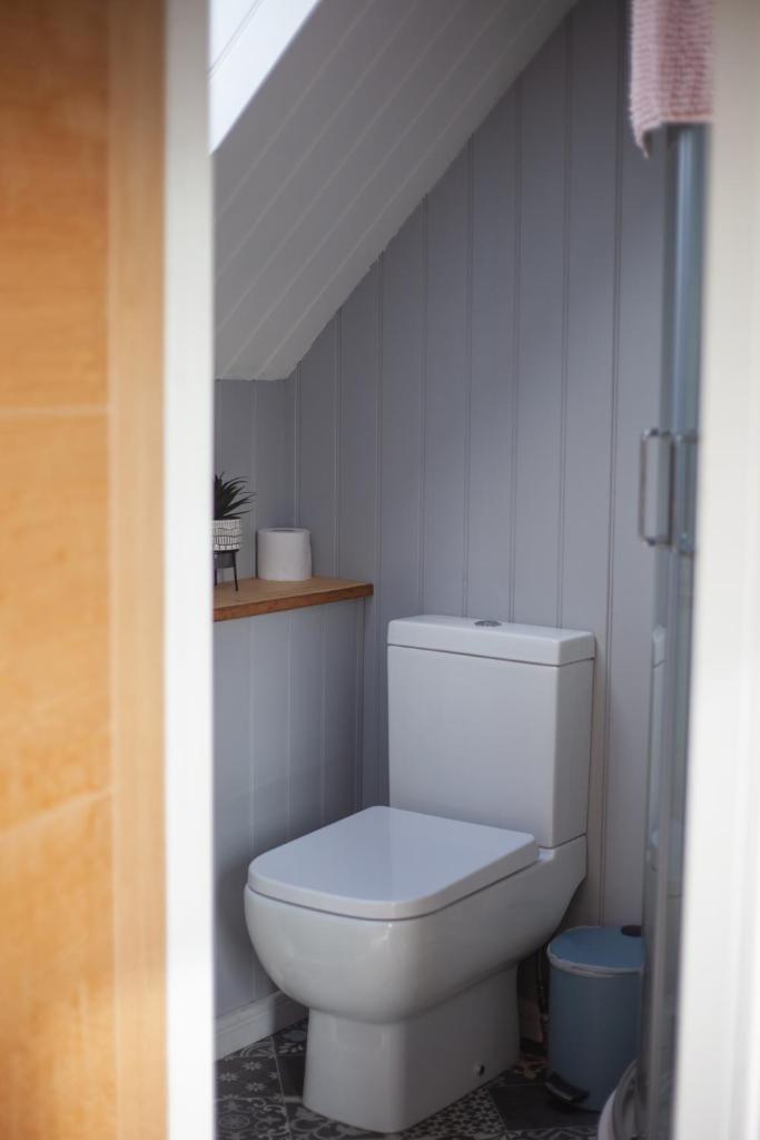 Wildflower Meadow Cabins Room Type - Family Suite