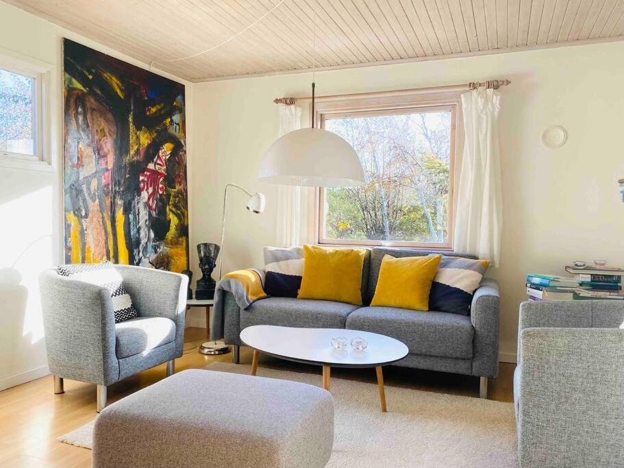COZY HOLIDAY HOME by the sea photo 3