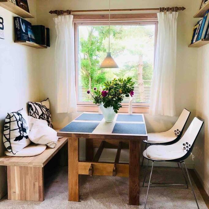 COZY HOLIDAY HOME by the sea photo 2