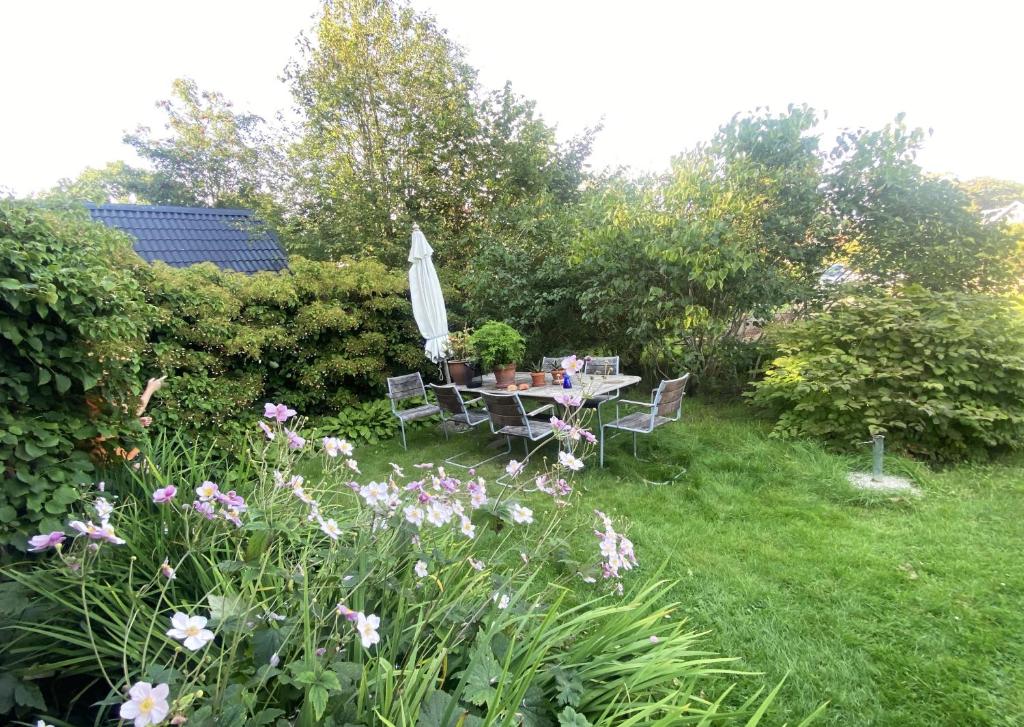 Cozy cottage in Vejbystrand near the beach photo 1