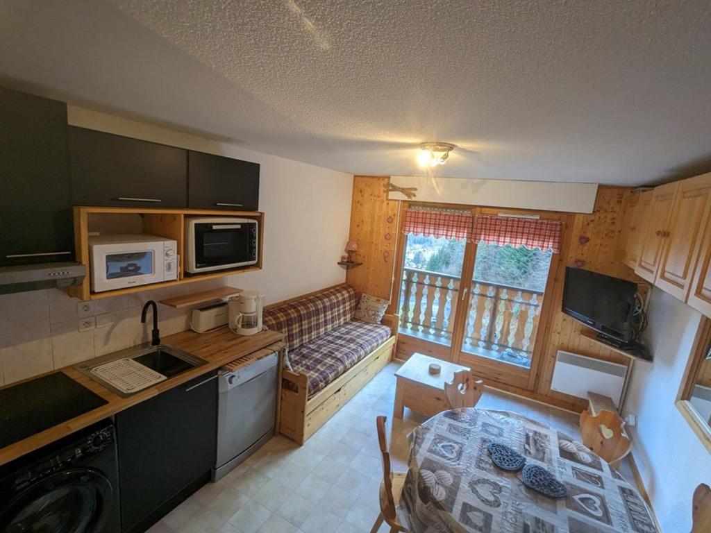 Appartement Saint-Jean-d'Aulps, 4 pièces, 6 personnes - FR-1-573-76 photo 1