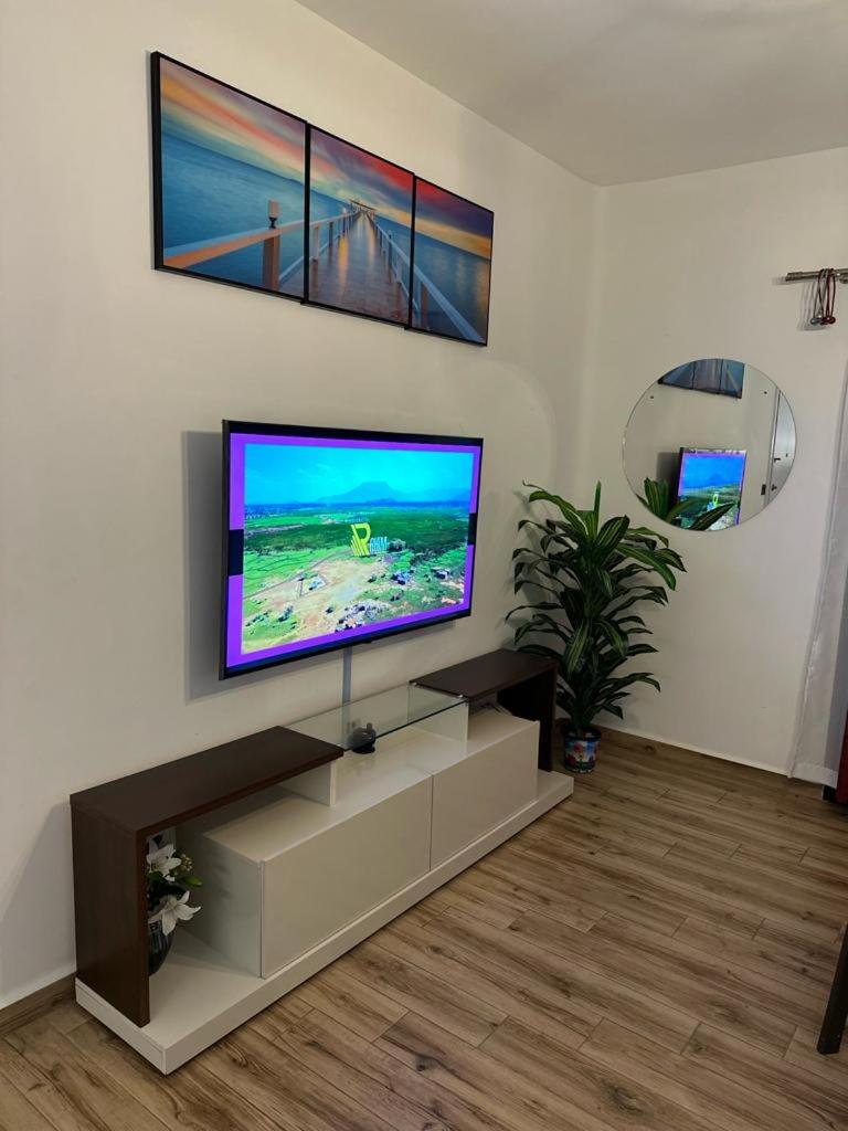 Nice 2 Br Tatu City W/Pool photo 1