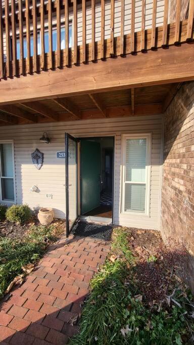 Book The Ideal Condo Near Gulley Park image