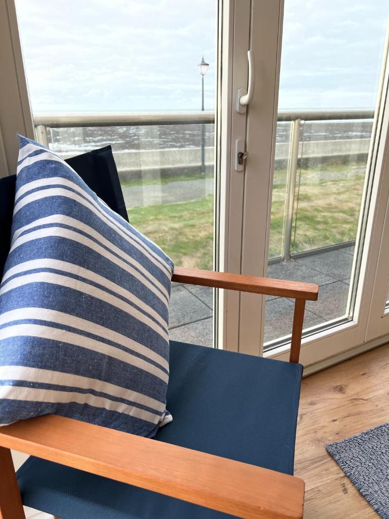 Rhos Helyg - Beach-side luxury stylish house photo 1
