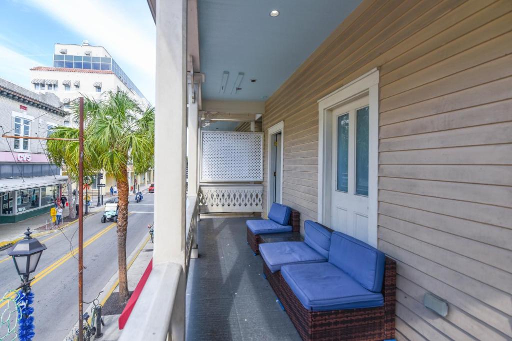 The Collins on Duval by Brightwild photo 4