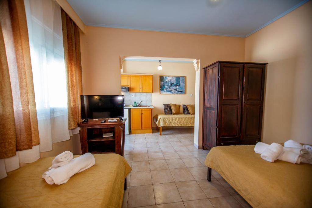 Xenia Palace luxury apartments photo 4