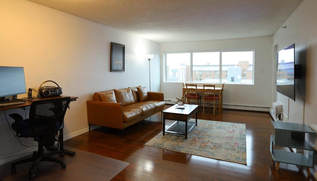 Cambridge 2 BR king gym Near Uni RUH City H photo 3