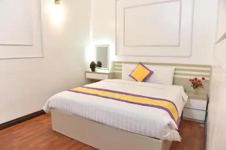 Old Quarter Autumn To Tich Ha Noi