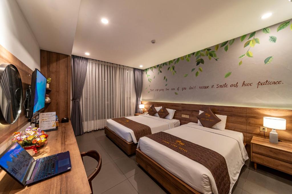 Khách sạn gần sân bay Thành Long Hotel