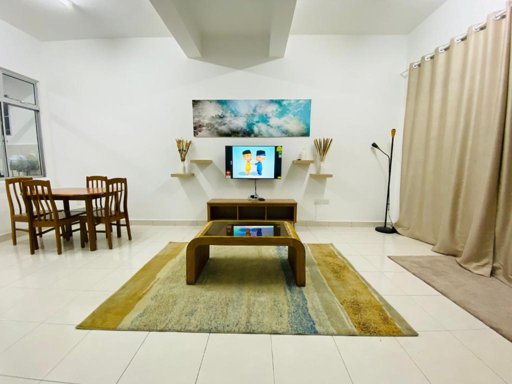 Alyn Homestay Kluang III WIFI Coway photo 4