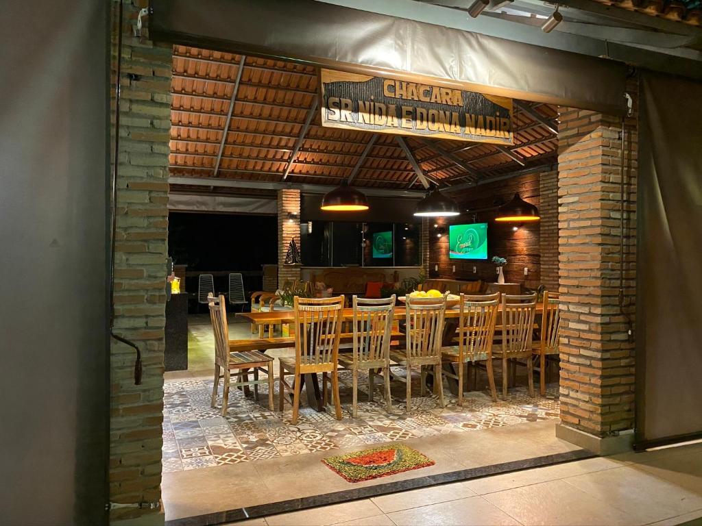 RECANTO DO ACONCHEGO - Chácara com Amplo Espaço Gourmet photo 2