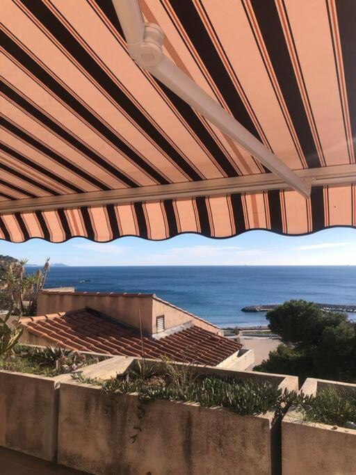 Beau T3 face Rouet plage avec garage