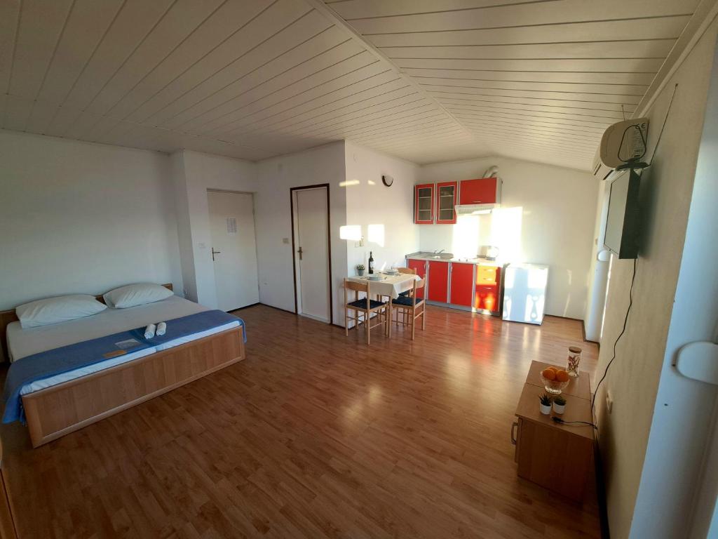 Apartments Maruna photo 2