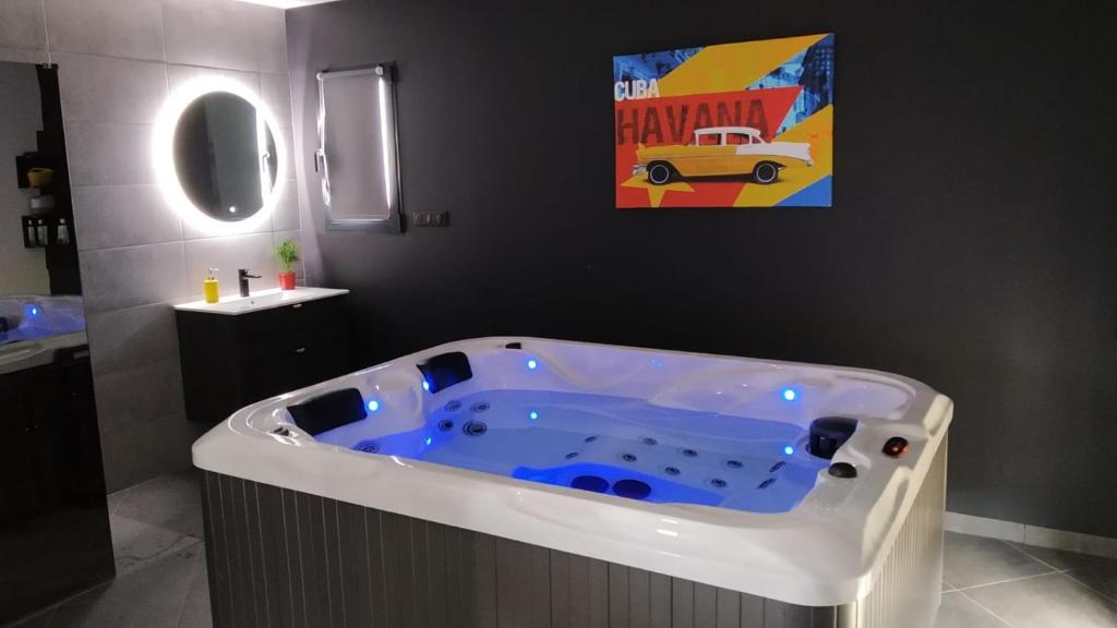 Le Spa du Verger de Firmin - jacuzzi intérieur privé photo 1