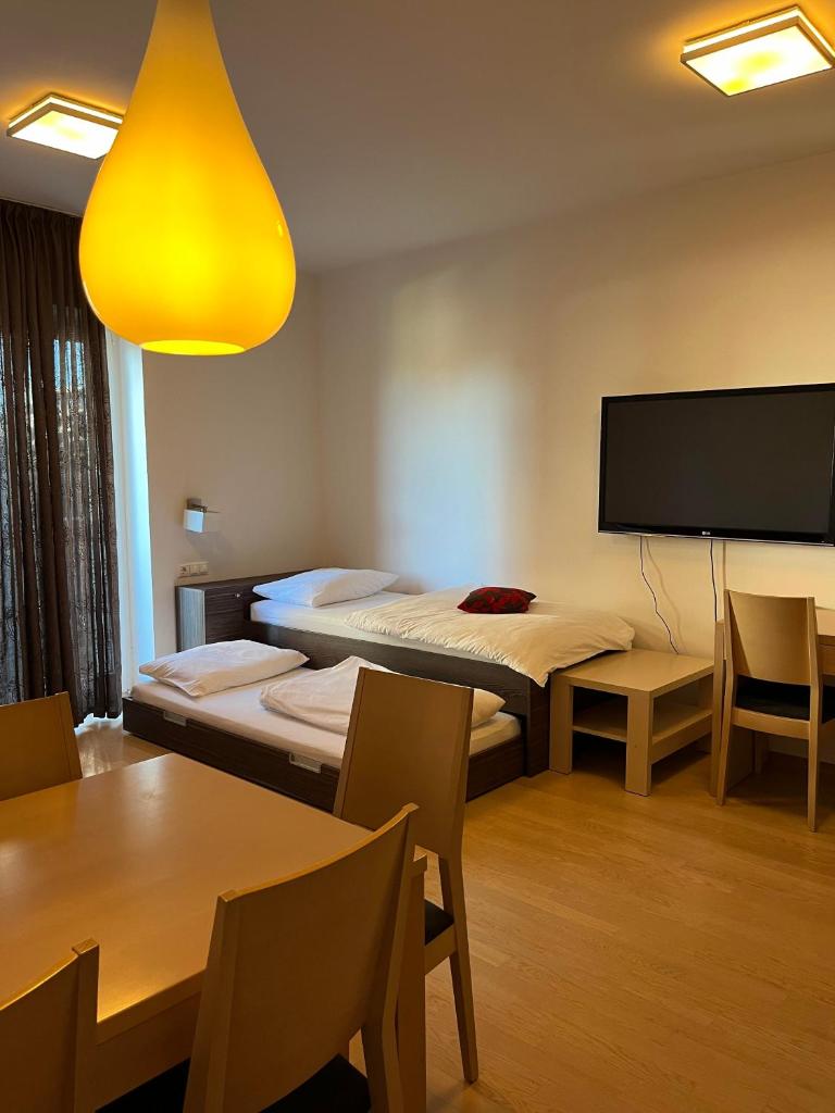 Apartmajska hiša Breza photo 2