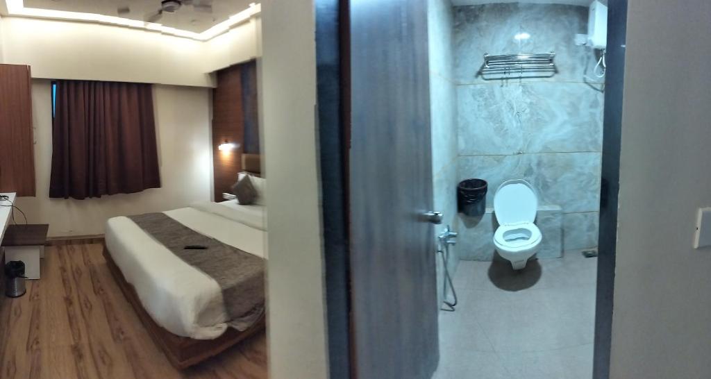 HOTEL RJ RESIDENCY photo 3