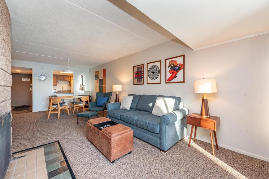 208B One Bedroom One Bath photo 2