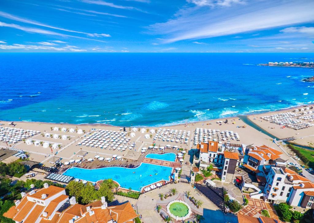 Oasis Resort Lozenets photo 1