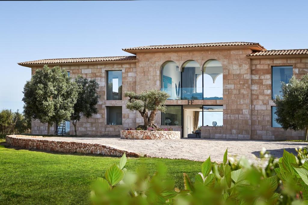 super luxury villa biggest pool Mallorca's photo 2