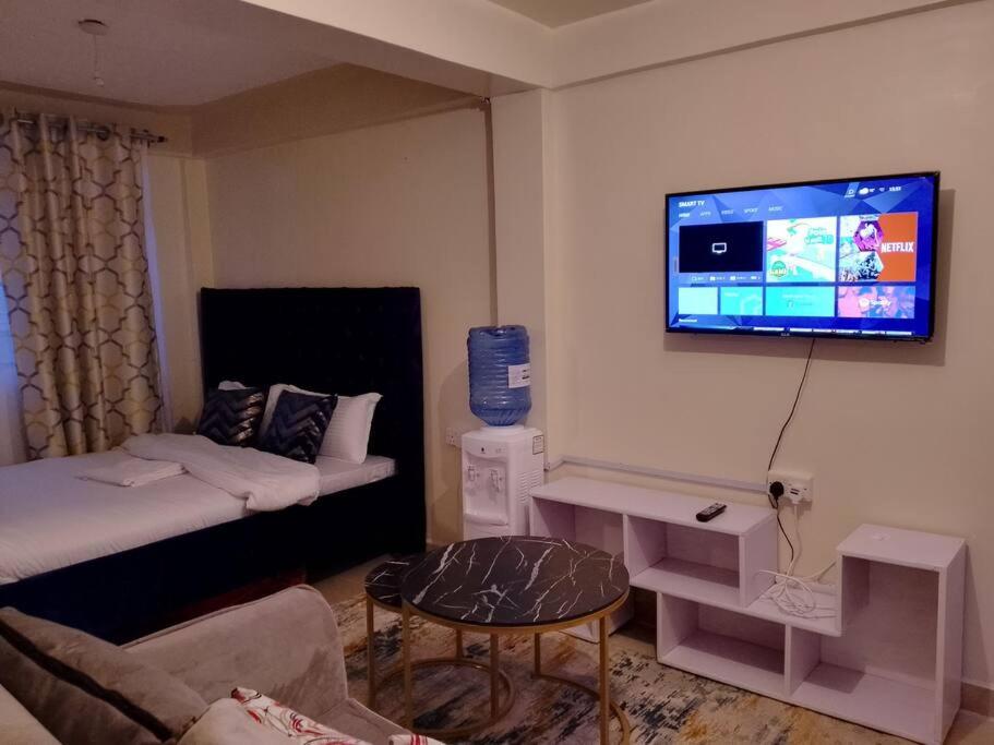 Atiram Bomet furnished apartment photo 2