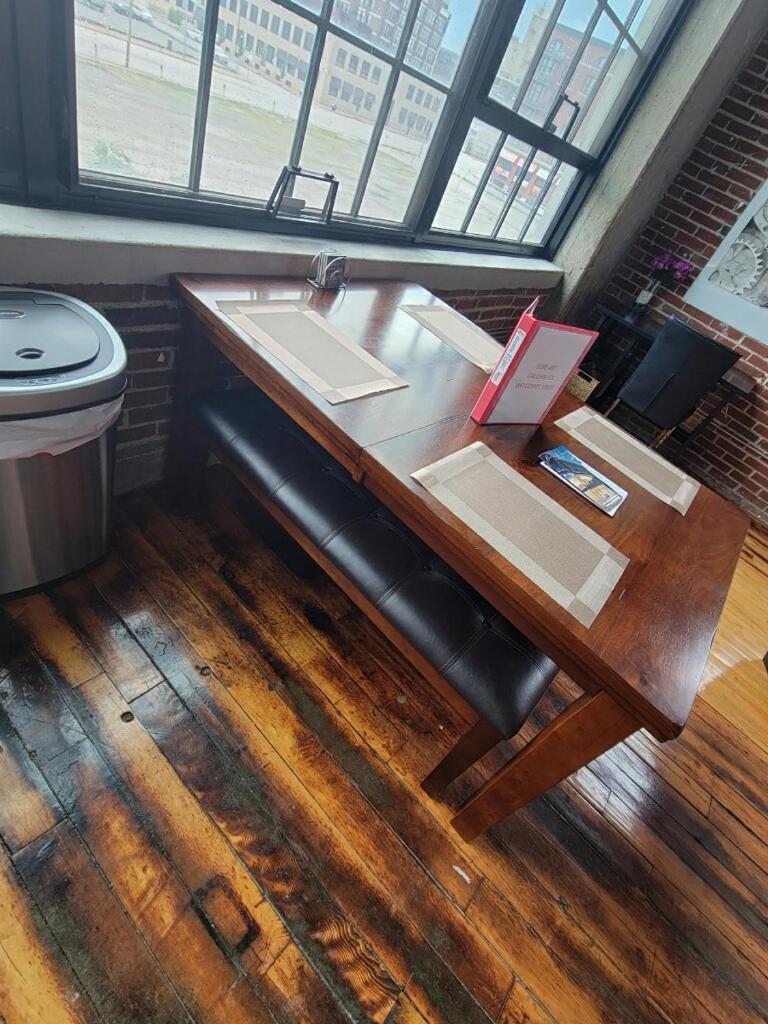 Luxe Art Gallery photo 2