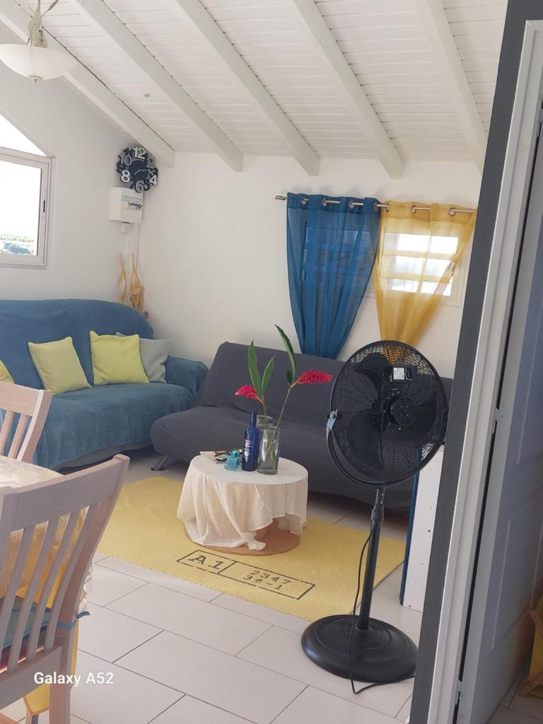 Haut de villa agréable et paisible climatise, wifi photo 1