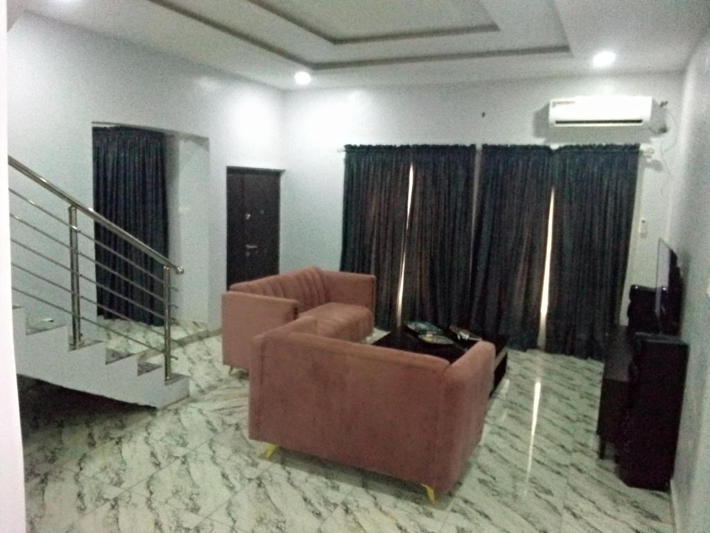 CIS SERVICE APARTMENT photo 4