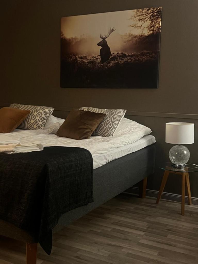 Ellivuori Rooms suurempi hotellihuone 24m2 järvinäköalalla Hyvä varustelu photo 2