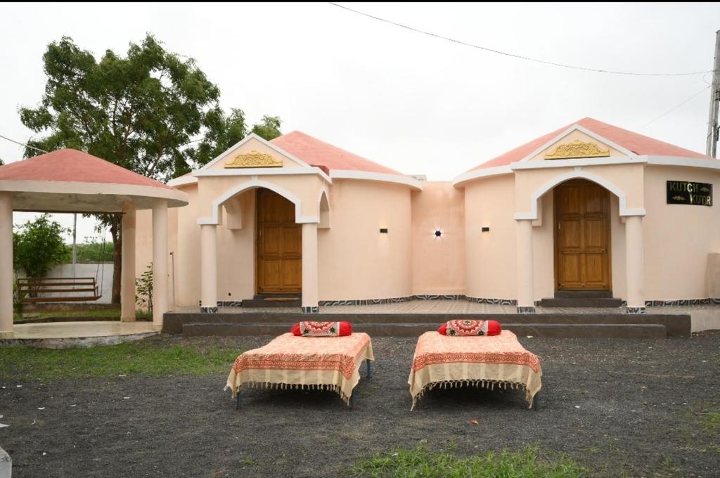 Kutch kutir