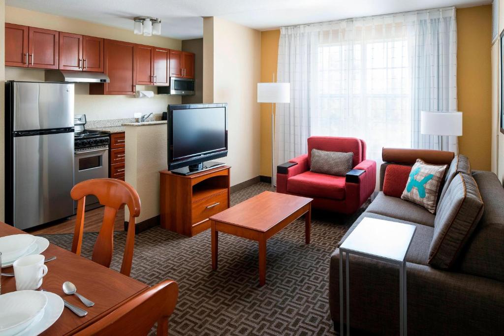 Towneplace Suites By Marriott Milpitas image