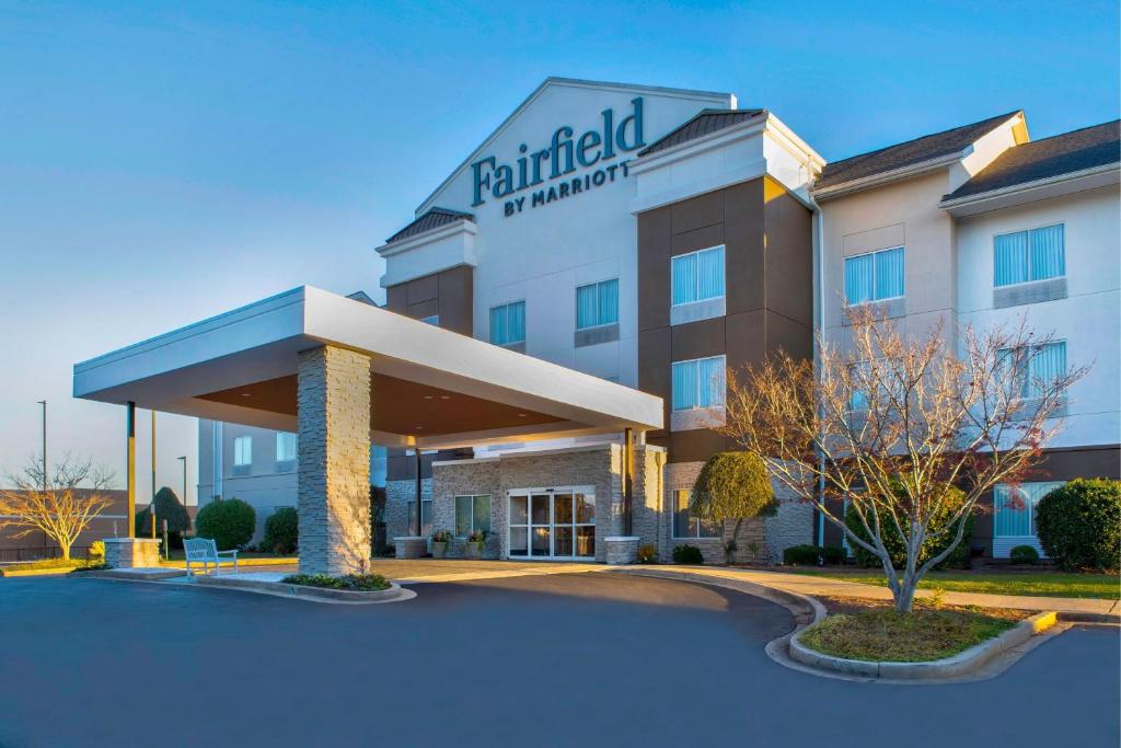 Fairfield Inn & Suites by Marriott Greenwood photo 3