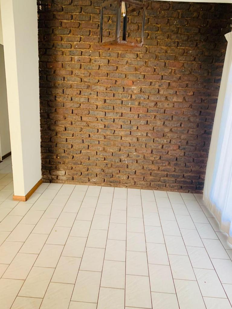 Holiday or rental home photo 3