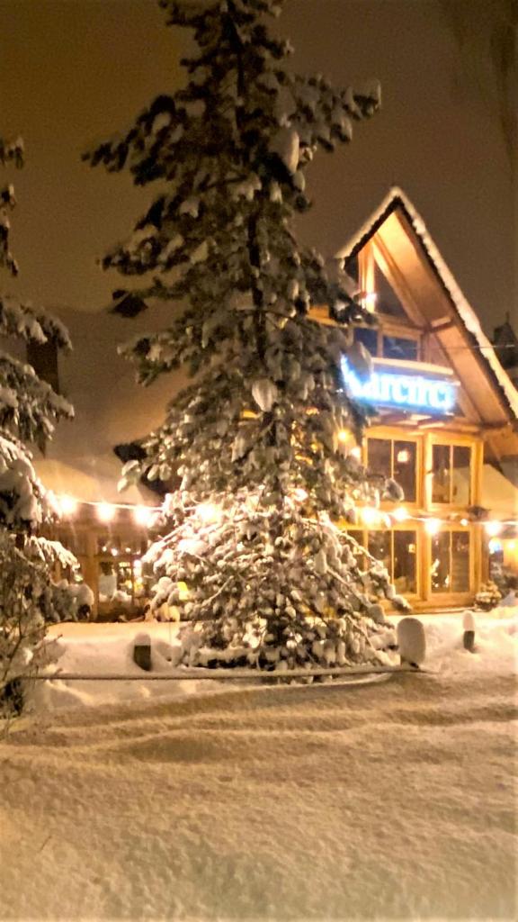 ZAJAZD BIAŁCZAŃSKI Dom Wypoczynkowy Restauracja photo 1