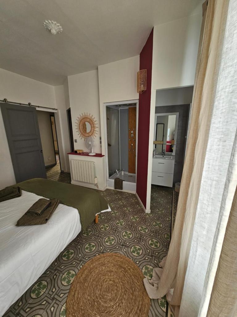 Maison de maître dans le village, bord de mer photo 1